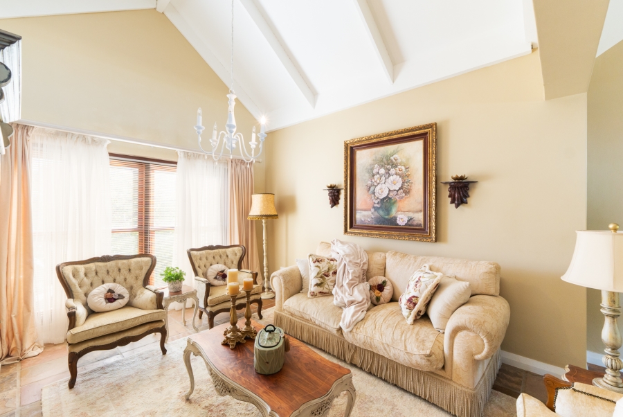 5 Bedroom Property for Sale in Northcliff Western Cape
